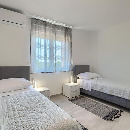 Apartments Medulin 2217 Esterno foto